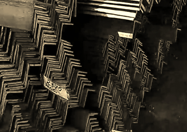 уголок 40х40х4