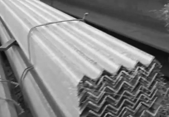 уголок 45 3 мм